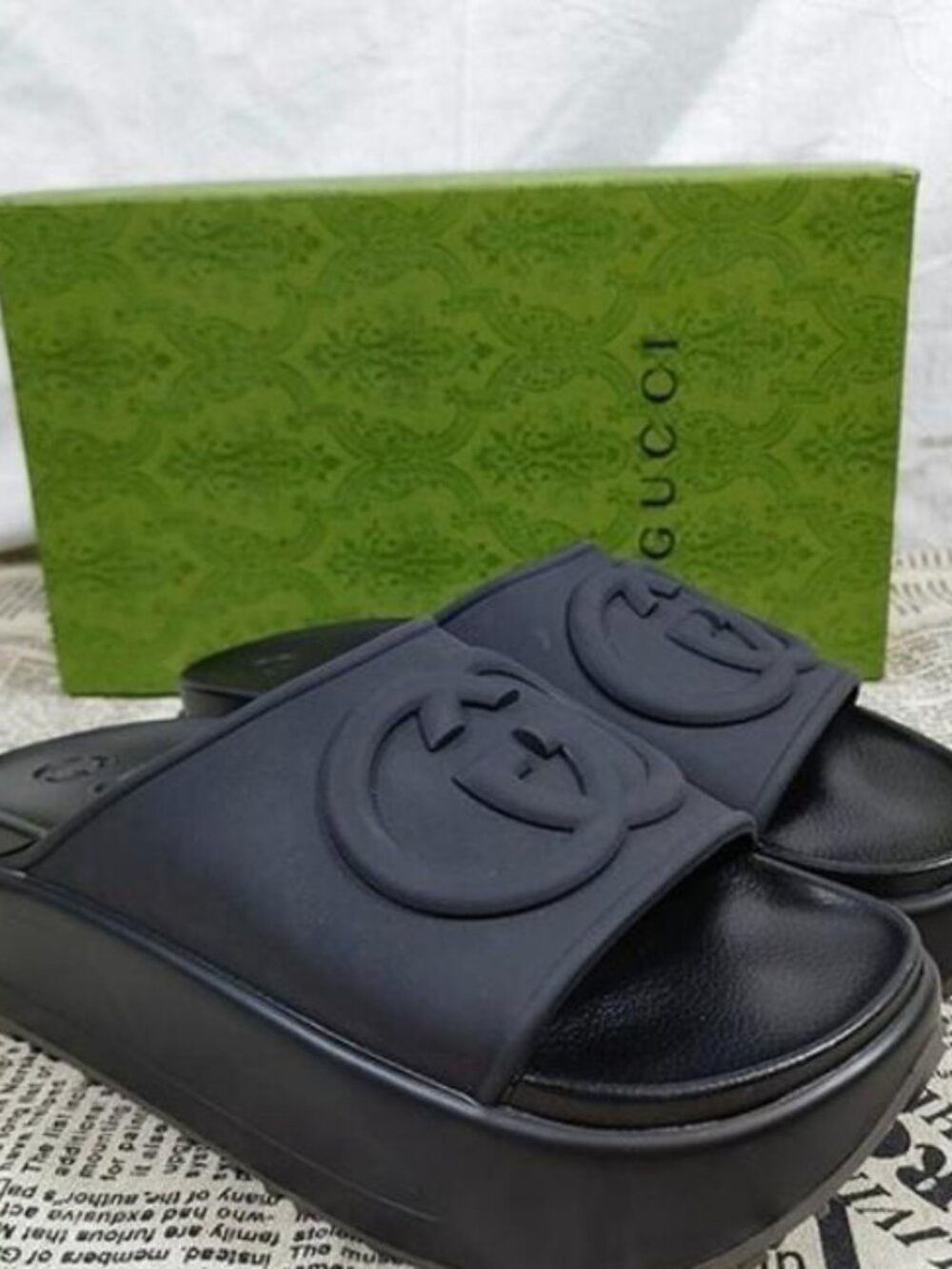 Gucci Women's Classic Black Sandals
